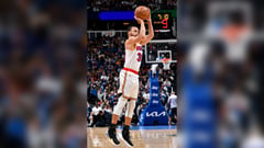 Curry spices up Warriors victory with 12 triples