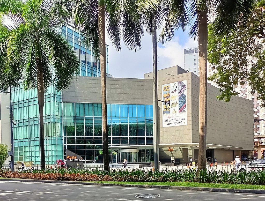 Ayala Museum by Hariboneagle.
