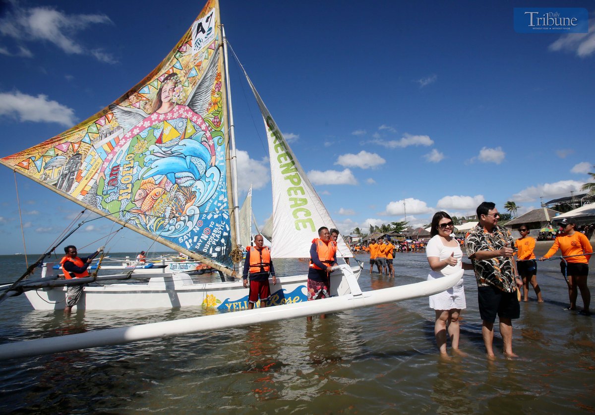 Iloilo City Mayor Jerry P. Treñas, alongside his daughter Raisa, led the opening of the 52nd Paraw Regatta Festival on 2 March 2025, as vibrant regatta boats set sail from Arevalo district to kick off the 30-kilometer race, celebrating the traditional double-outrigger boats and their significance in Ilonggo maritime heritage