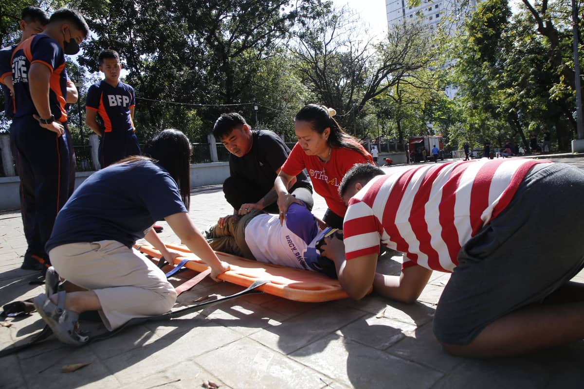 PHOTOGRAPH BY TOTO LOZANO 
FOR THE DAILY TRIBUNE