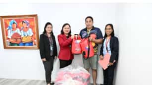 PCSO provides go-bags to Mandaluyong village
