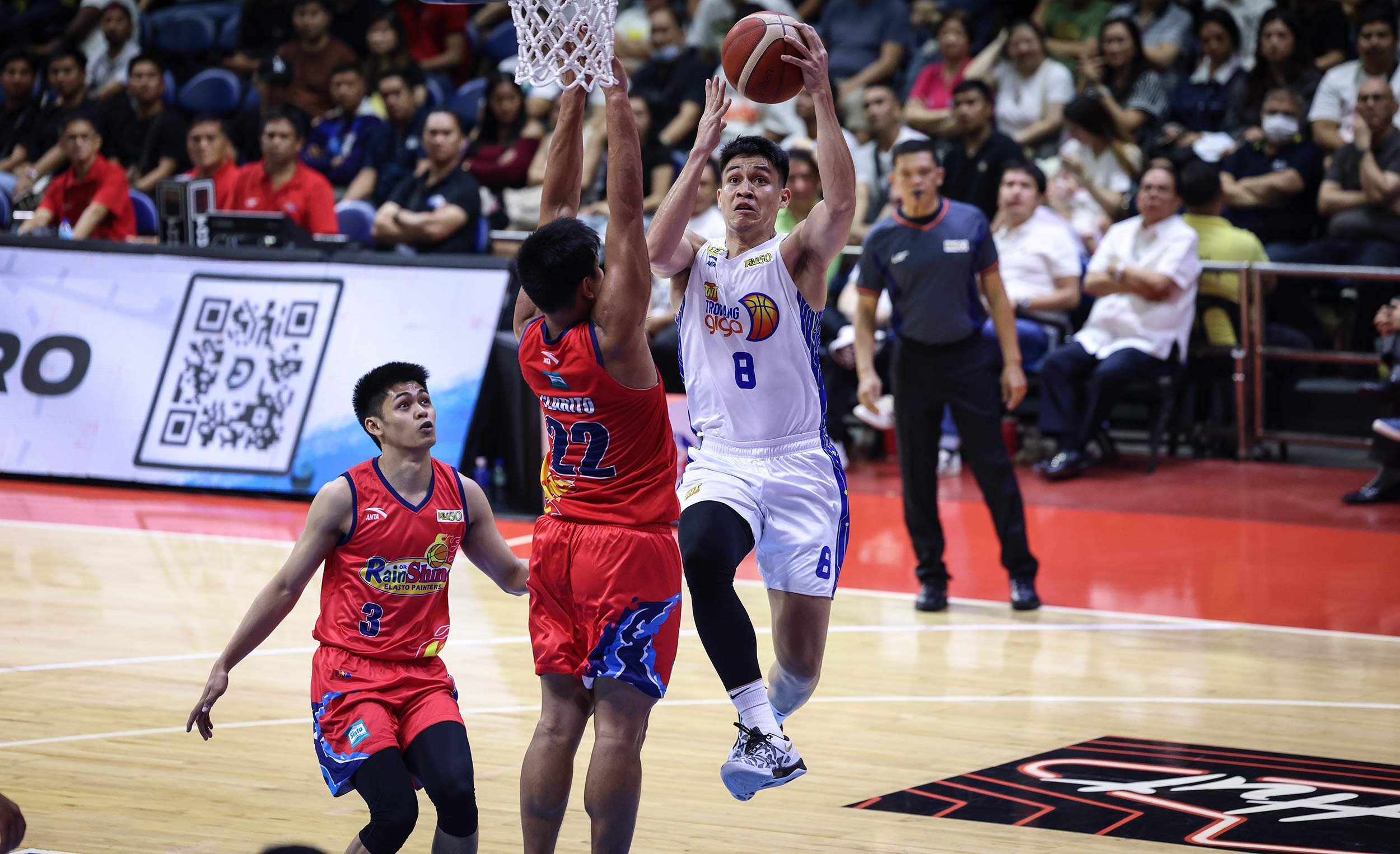 Oftana shows way as TNT nears finals seat
