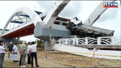 Marcos points ‘design flaw’ for Isabela bridge collapse