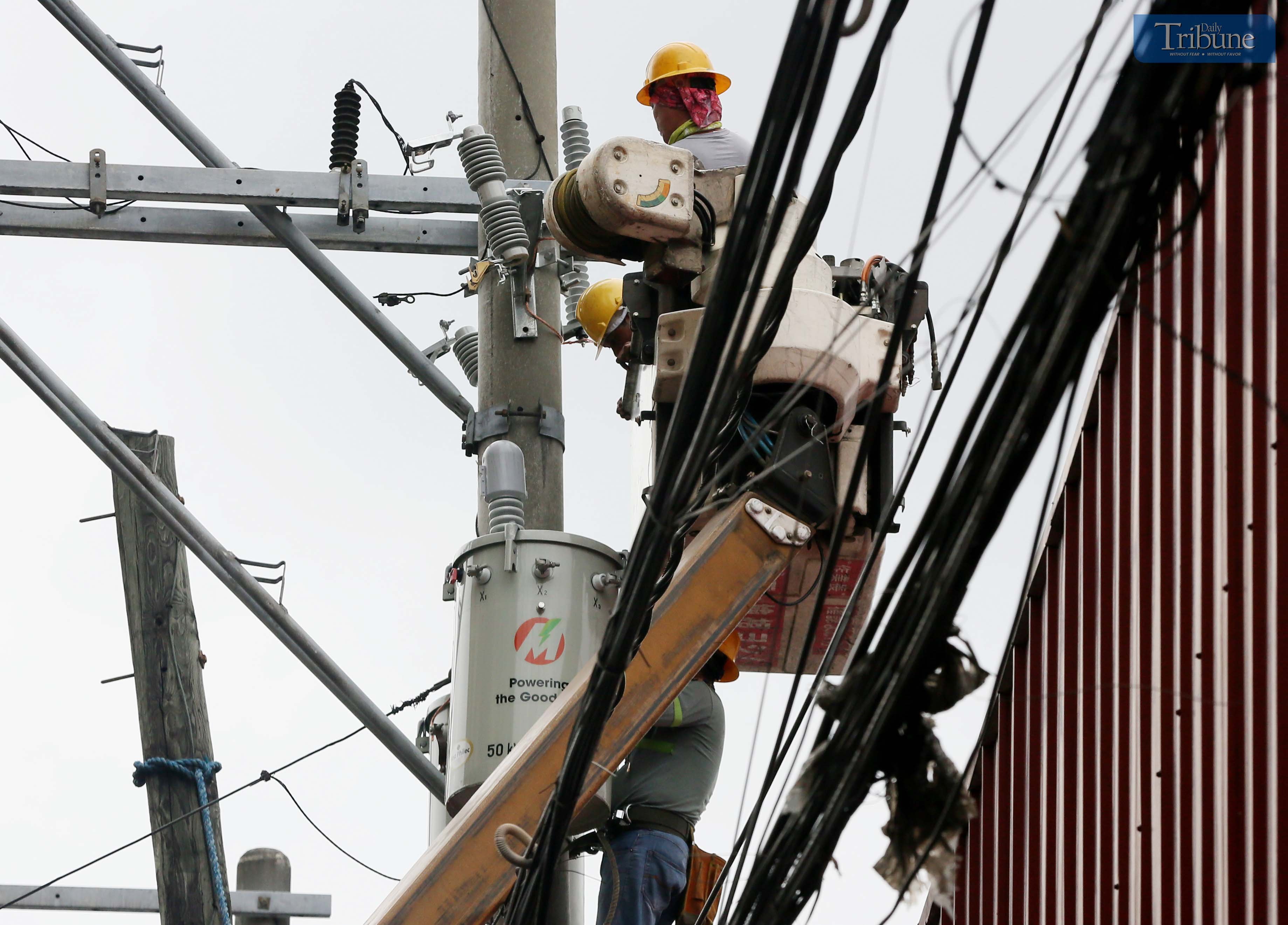 Meralco refund cuts bills by P100