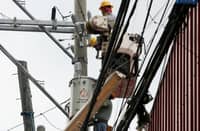 Meralco refund cuts bills by P100