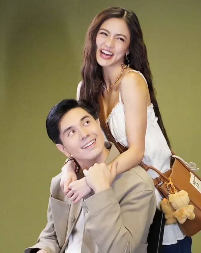 Kim Chiu and Paulo Avelino.