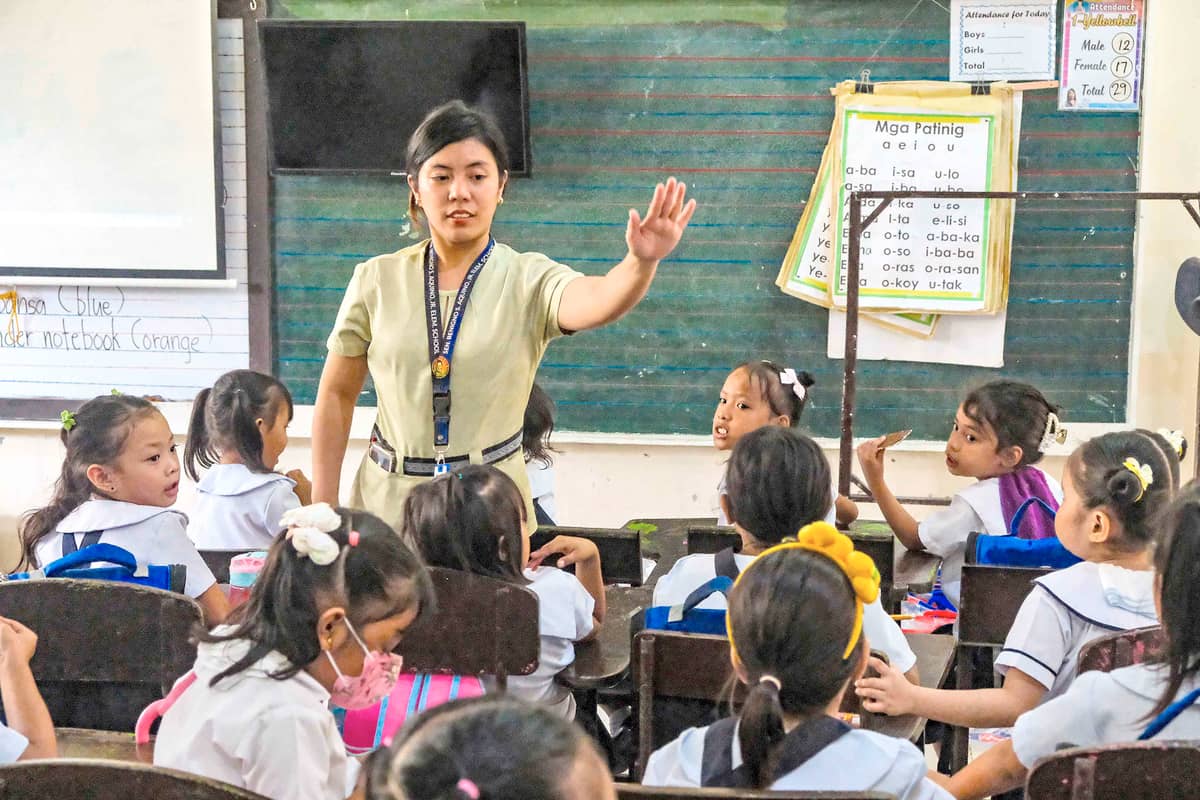 Angelica Moldez, homeroom adviser of Grade 1 students in Senator Benigno Aquino Jr. Elementary School.