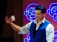 Vincent Rodriguez III brings powerhouse performance to Manila stage