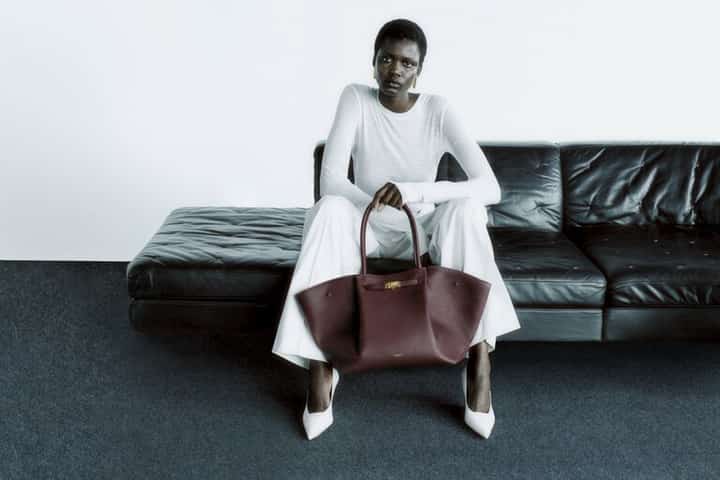 A bag brand that carries a conscience