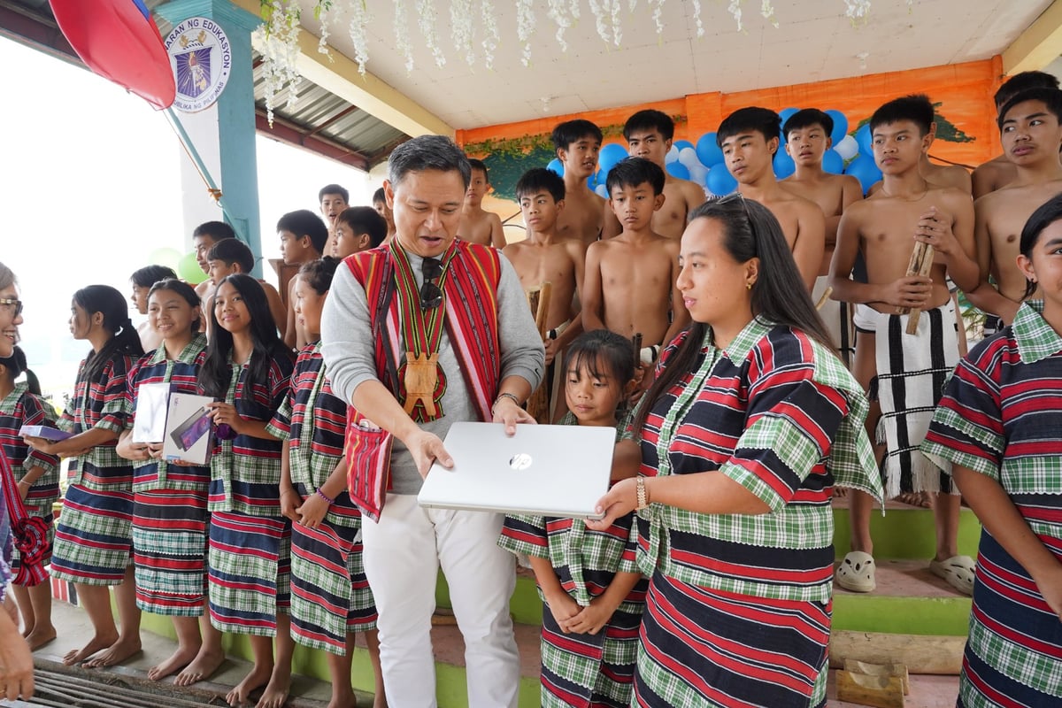 DepEd bridges gap for last-mile schools with technology