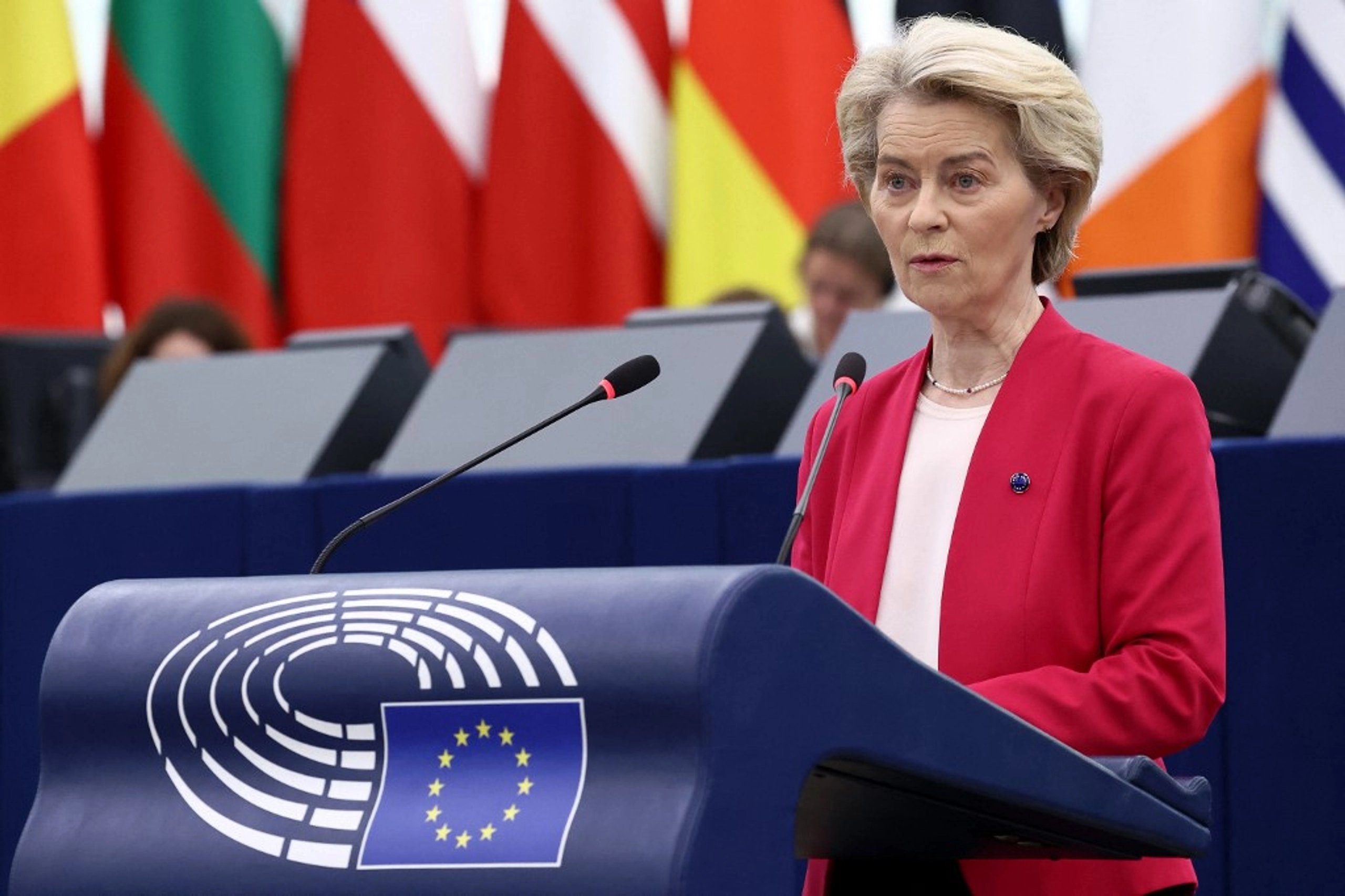 EU chief calls for defense ‘surge’
