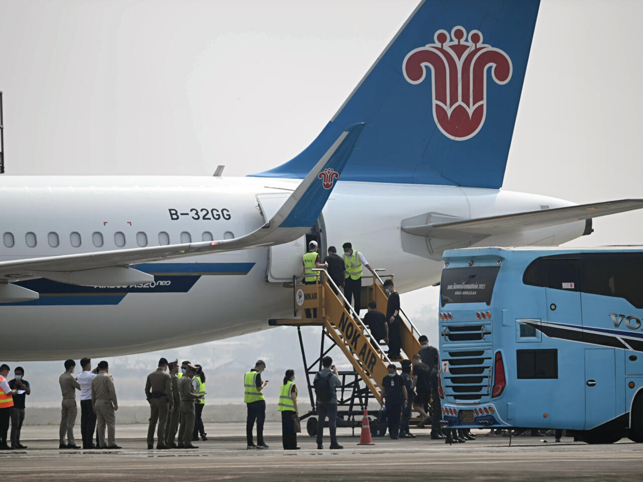 Thailand repatriates hundreds more Chinese scam center workers
