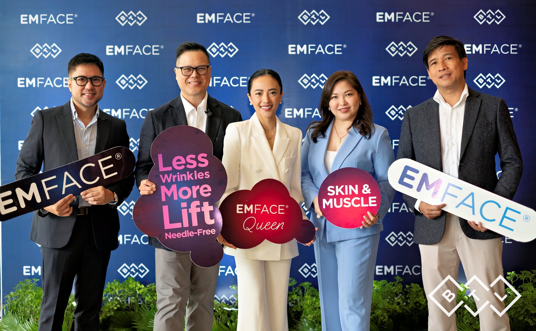 Doctors Arnelle Quiambao, Jonathan Yu, Emy Onishi, Beverly Amoranto and Ldovico Perez Jr.