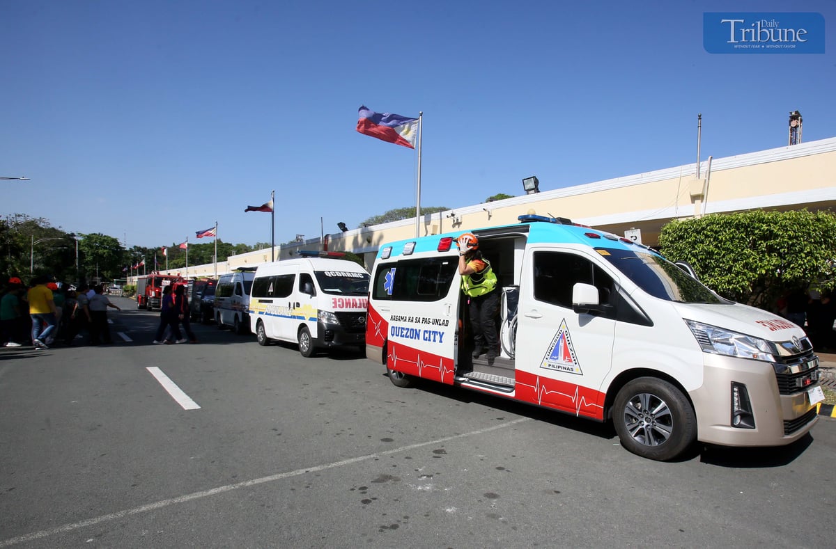 Earthquake drill at QC City Hall