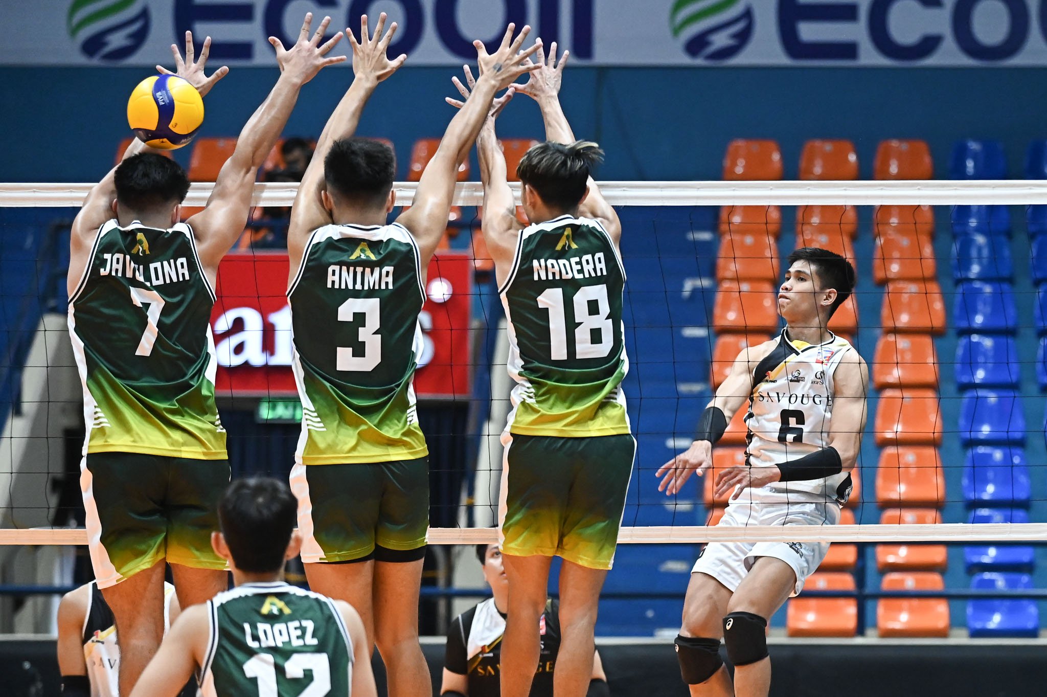 Spin Doctors finish strong, reach semis