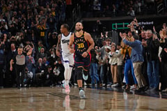 Curry bags record 4,000th three-pointer as Warriors face Kings