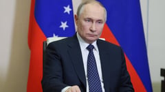 Surrender, Putin tells Ukraine troops in Russian region