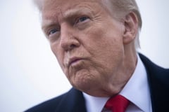 Trump targets Venezuela gang with wartime aliens law