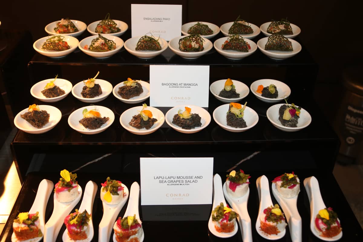 Special preparations by the female chefs for the exhibition.