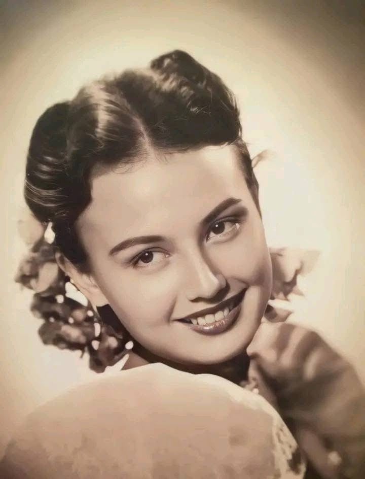 Delia Razon, icon of Philippine cinema, dies at 93