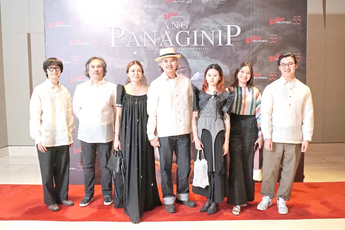 Akio Barreiro, Vlad Roces, Apples Aberin, Miles Roces, Jahia Roces, Zoe Roces and Akio Roces.
