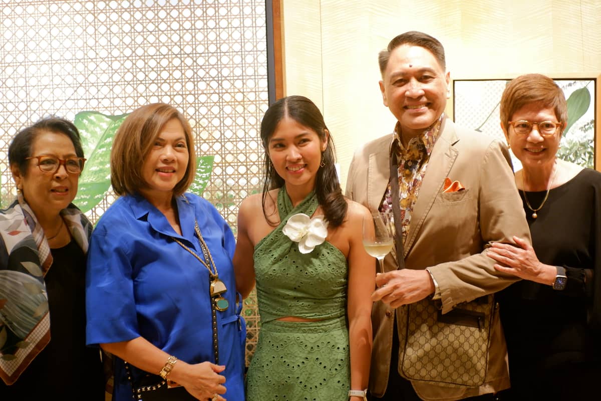 Fay Dizon, Girlie Lapez, Kara Pangilinan, Jenju Lapez and Dina Campos.