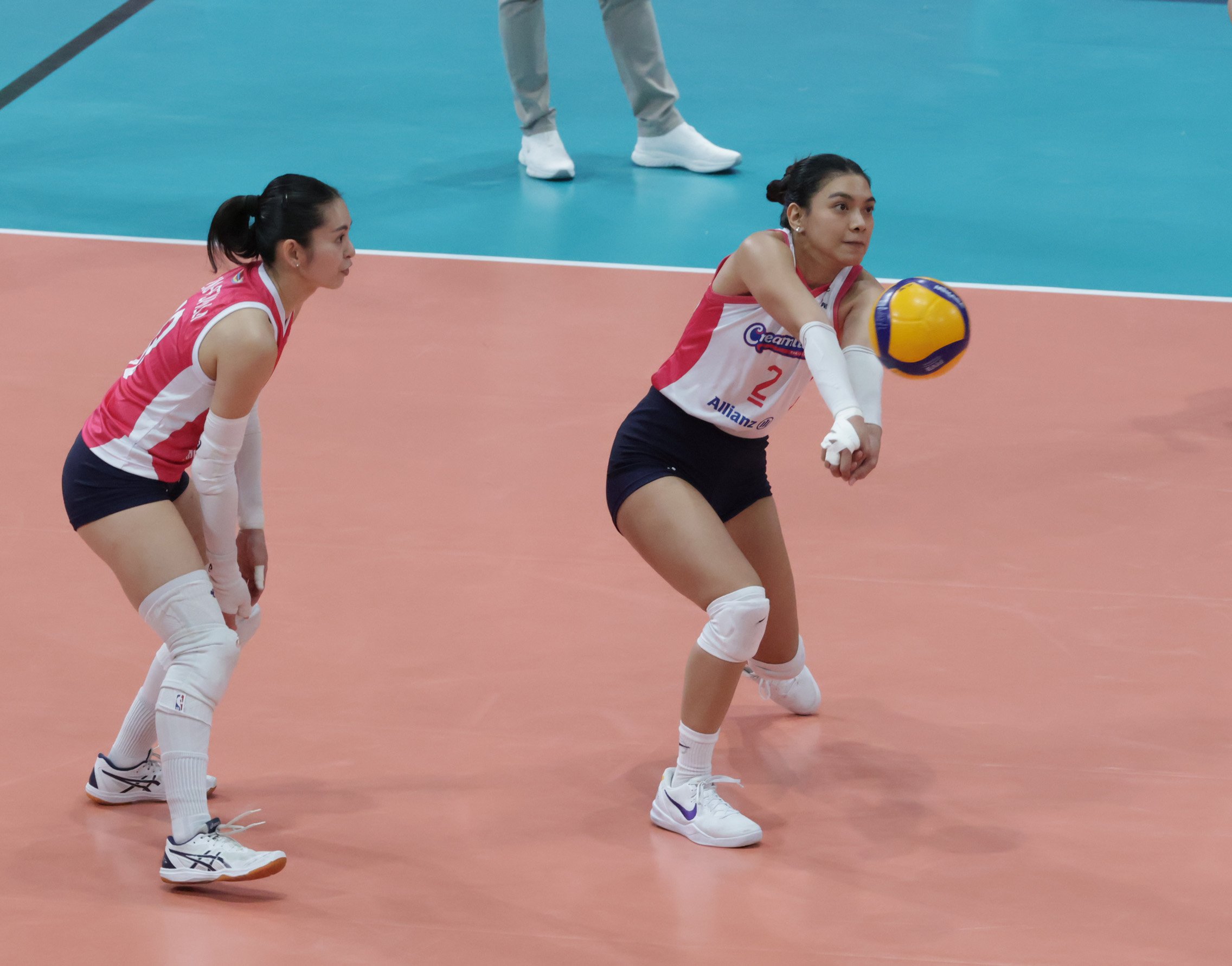 SCORCHING HOT: Creamline crushes Chery Tiggo in straight sets