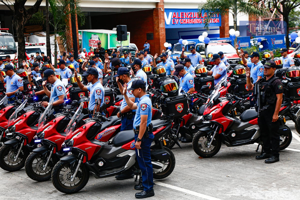 The local government of Valenzuela donates 25 police cars and 40 motorcycle units to the Valenzuela City Police in a ceremony at the ALERT Multi-purpose Center on 20 March 2025. The fully equipped vehicles are part of the city's broader strategy to combat crime.