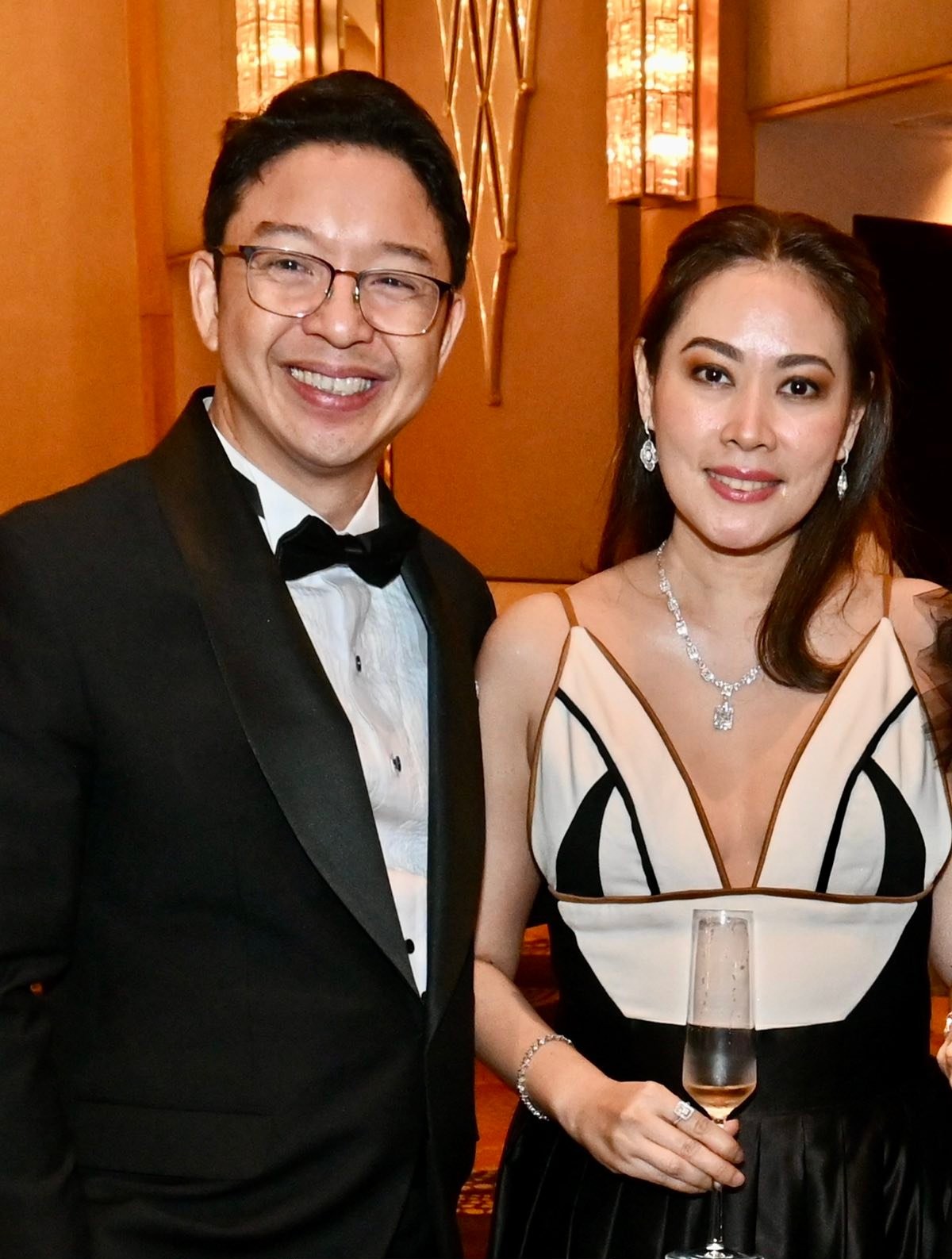 RJ and Vanessa Ledesma.
