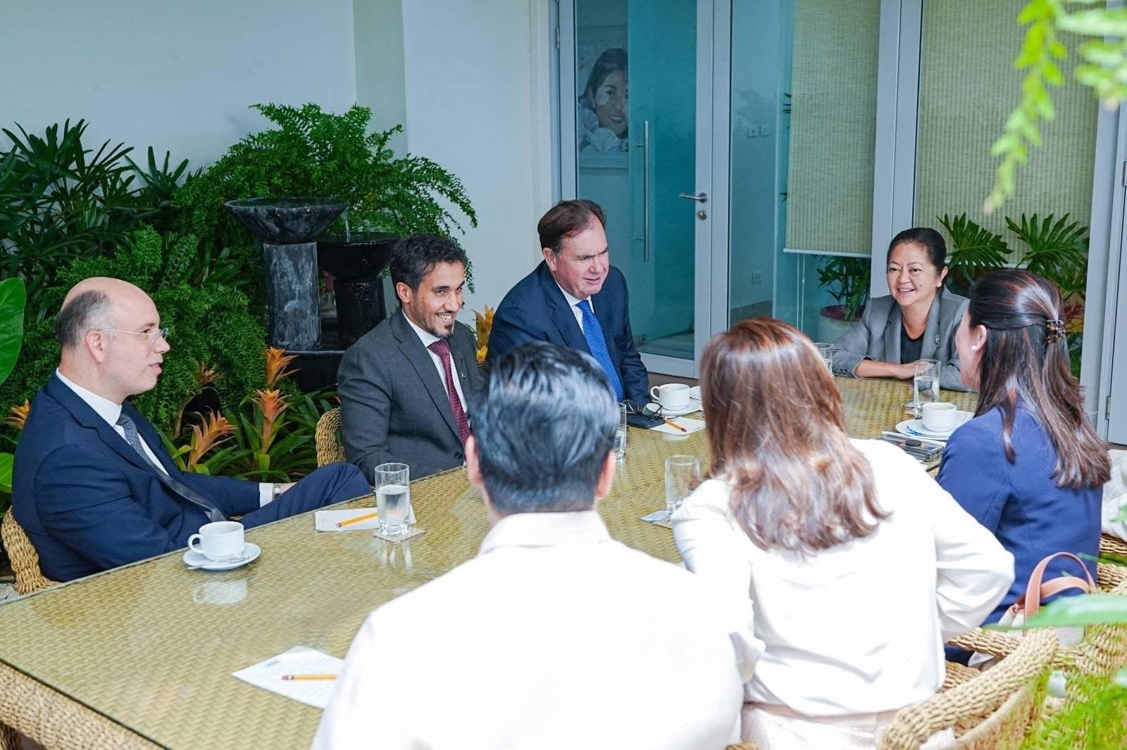 FIRST Lady Liza Araneta-Marcos meets with top executives from DP World at her office in Manila on 19 March emphasizing the Philippines’ strategic position as a key hub in global trade.