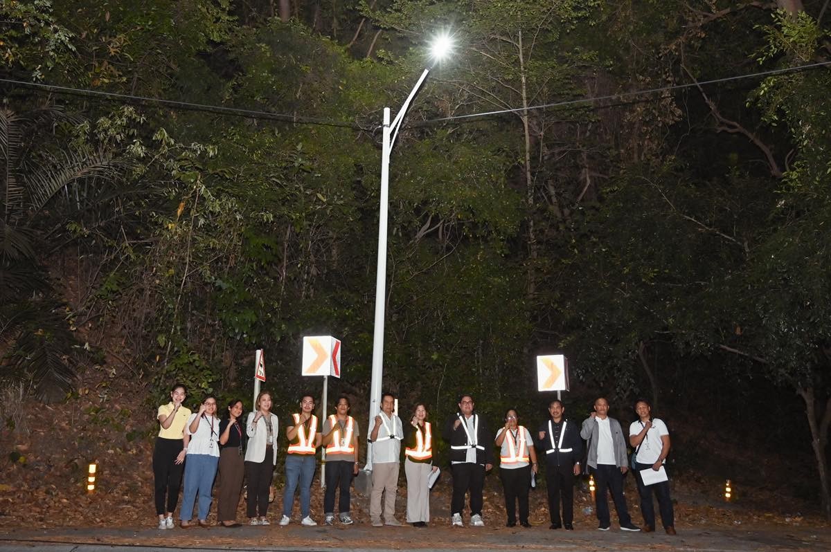 AFAB installs solar streetlights