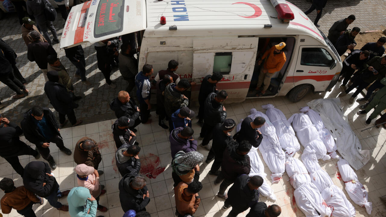 Israel expands Gaza ground operation, Hamas fires rockets