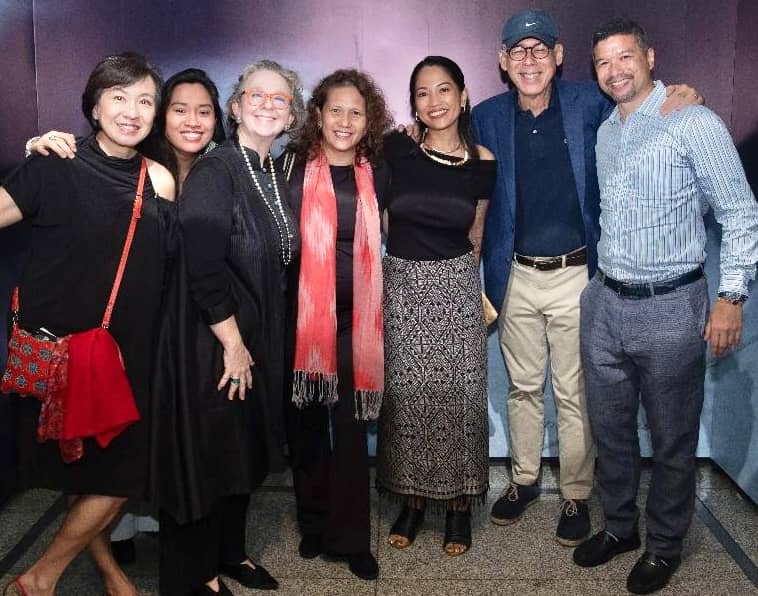 Jeannie Javelosa, Lee Grane, Denise Weldon, Fran Regala, Lexi Payumo, Manny Miñana and Carlos Loinaz.