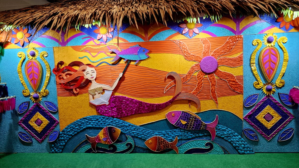 The hut featured the work of artist Juno Abreu.