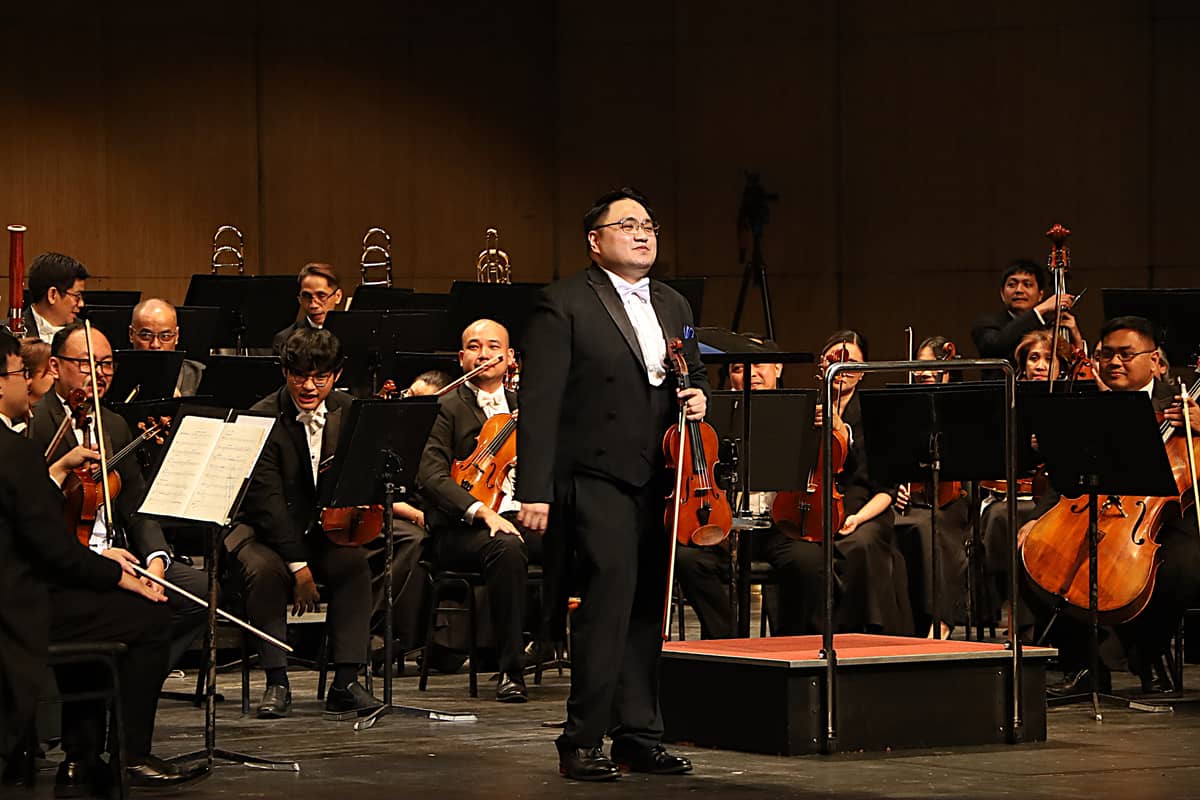 Philippine Philharmonic Orchestra’s concertmaster and artist-in-residence Diomedes Saraza Jr.