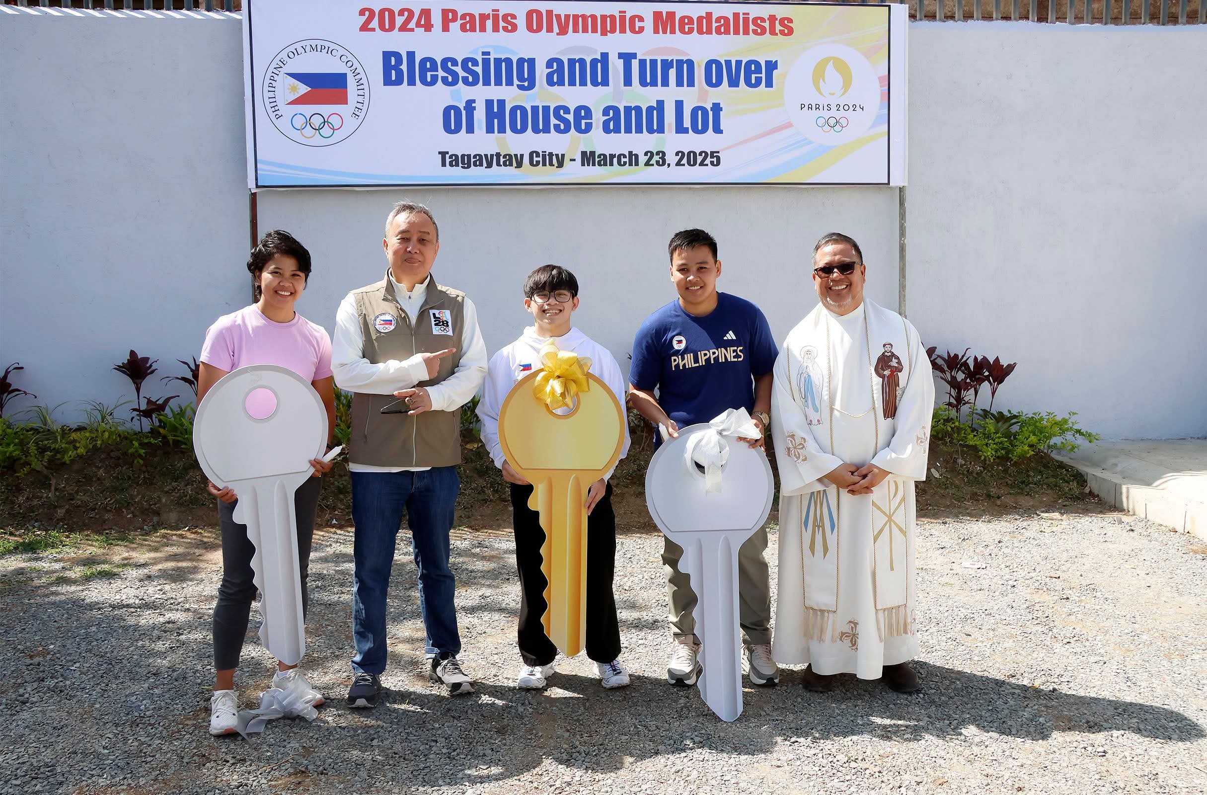 Yulo, 2 boxers receive brand new homes