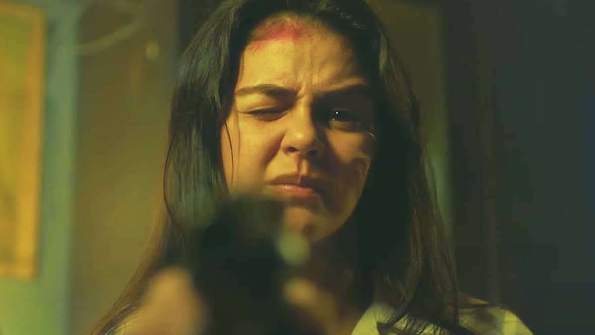 Janine Gutierrez in Rae Red’s ‘Babae at Baril’ (2019).