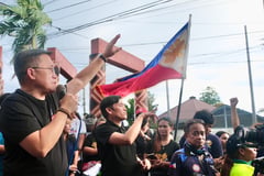 Go joins Davao PWDs in prayer rally for Duterte’s safety