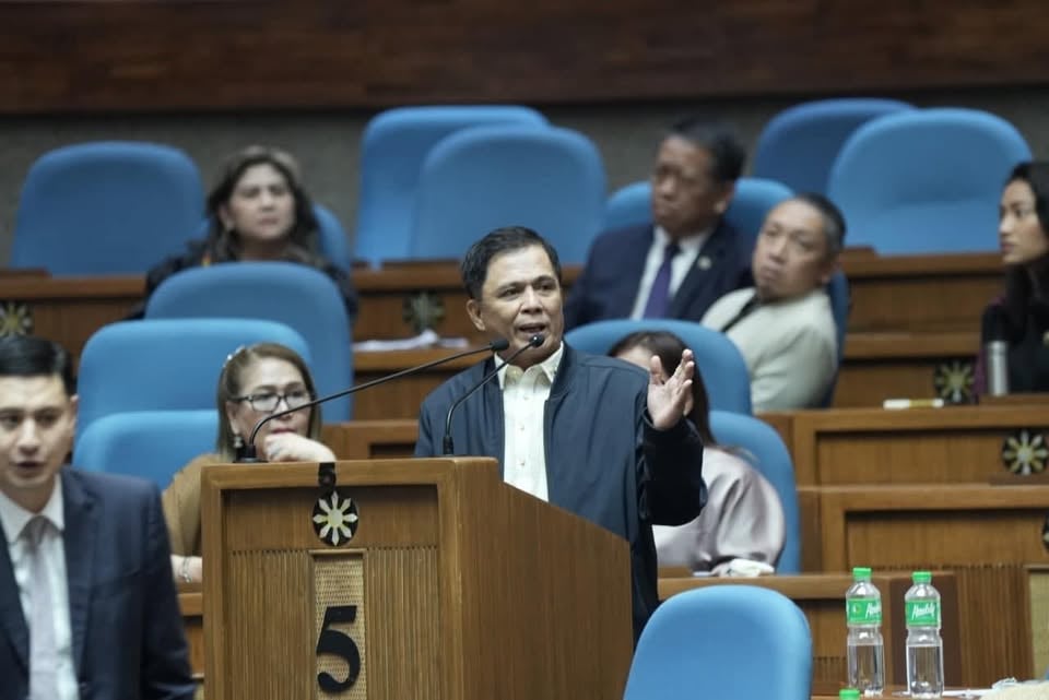 Vloggers warned: Attack Tri Comm, face contempt