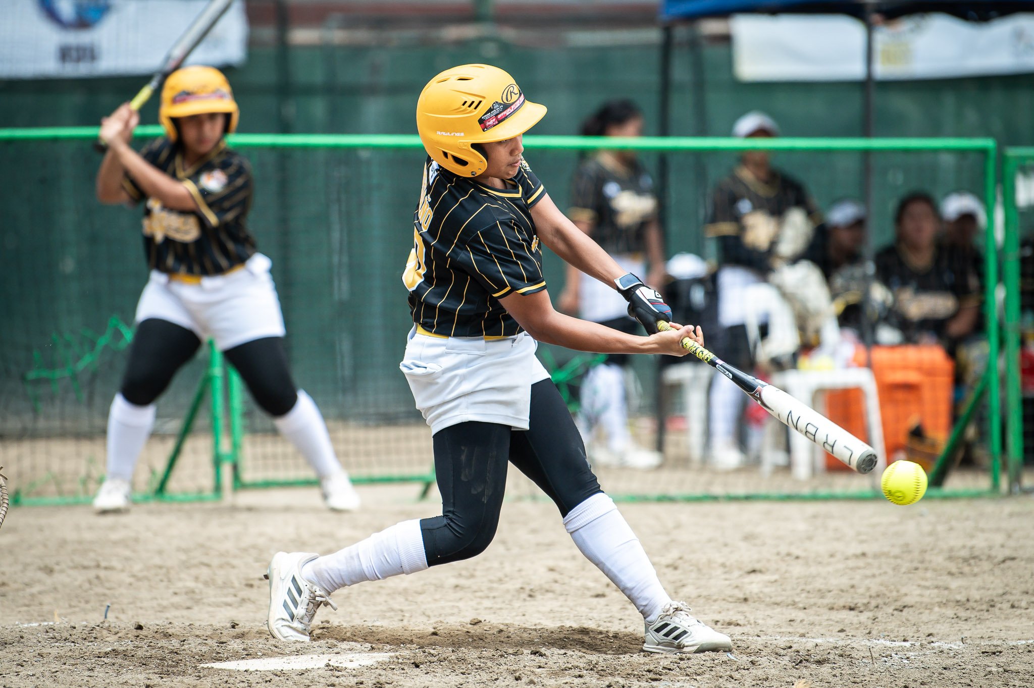 UST softbelles keep podium hopes alive