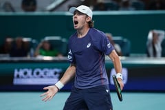 MESSAGE SENT: De Minaur silences Fonseca fans with masterful win