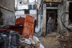 Israel bombs Syria bases again