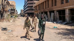 Sudan army bombs Darfur market, kills hundreds