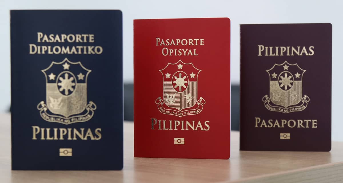 Current editions of the Philippine biometric passport. From left to right: diplomatic, official, and regular.
