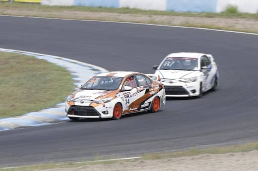 Legacy Class Sprint Race