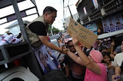 Bong Go brings 'Malasakit' to Sasmuan, calls for more rural health centers