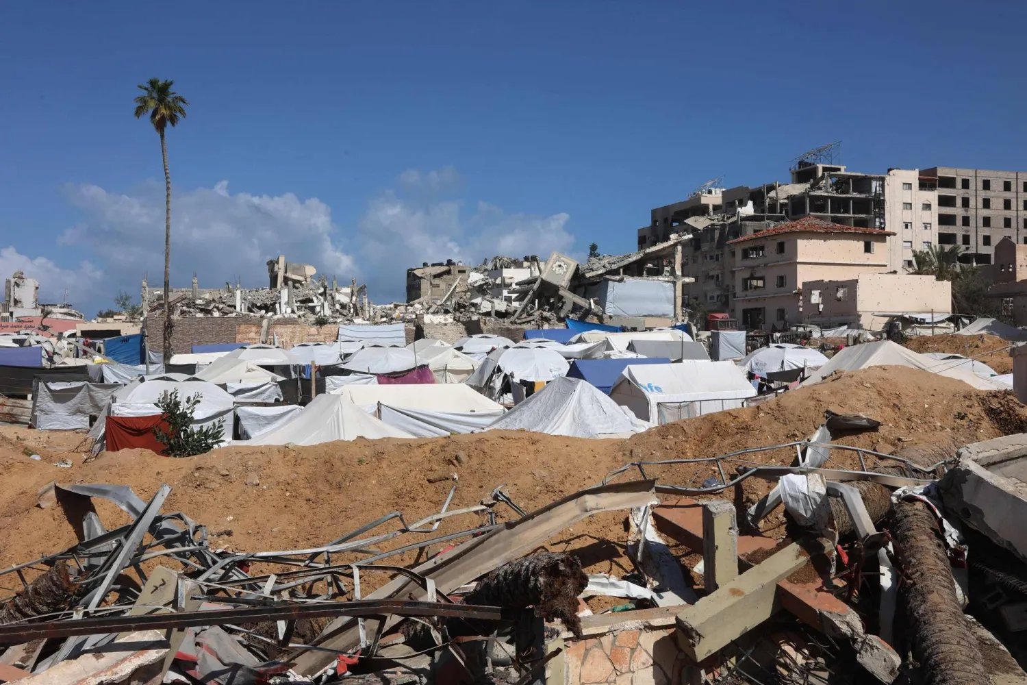Netanyahu offers Hamas leaders Gaza exit but demands group disarm