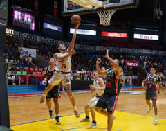 Junior Altas crush Squires for No. 1 seed
