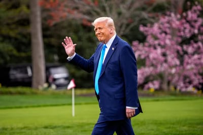 Trump travel ban in effect, citizens from 12 nations barred from US