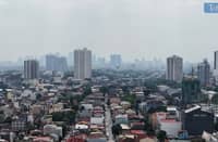 A view of Metro Manila seen from Quezon City on Wednesday, 2 April 2025, following the deadly earthquake in Myanmar. The Palace urged local government unit (LGU) officials to conduct building inspections and enforce strict permit issuance as a precaution against the Big One.
